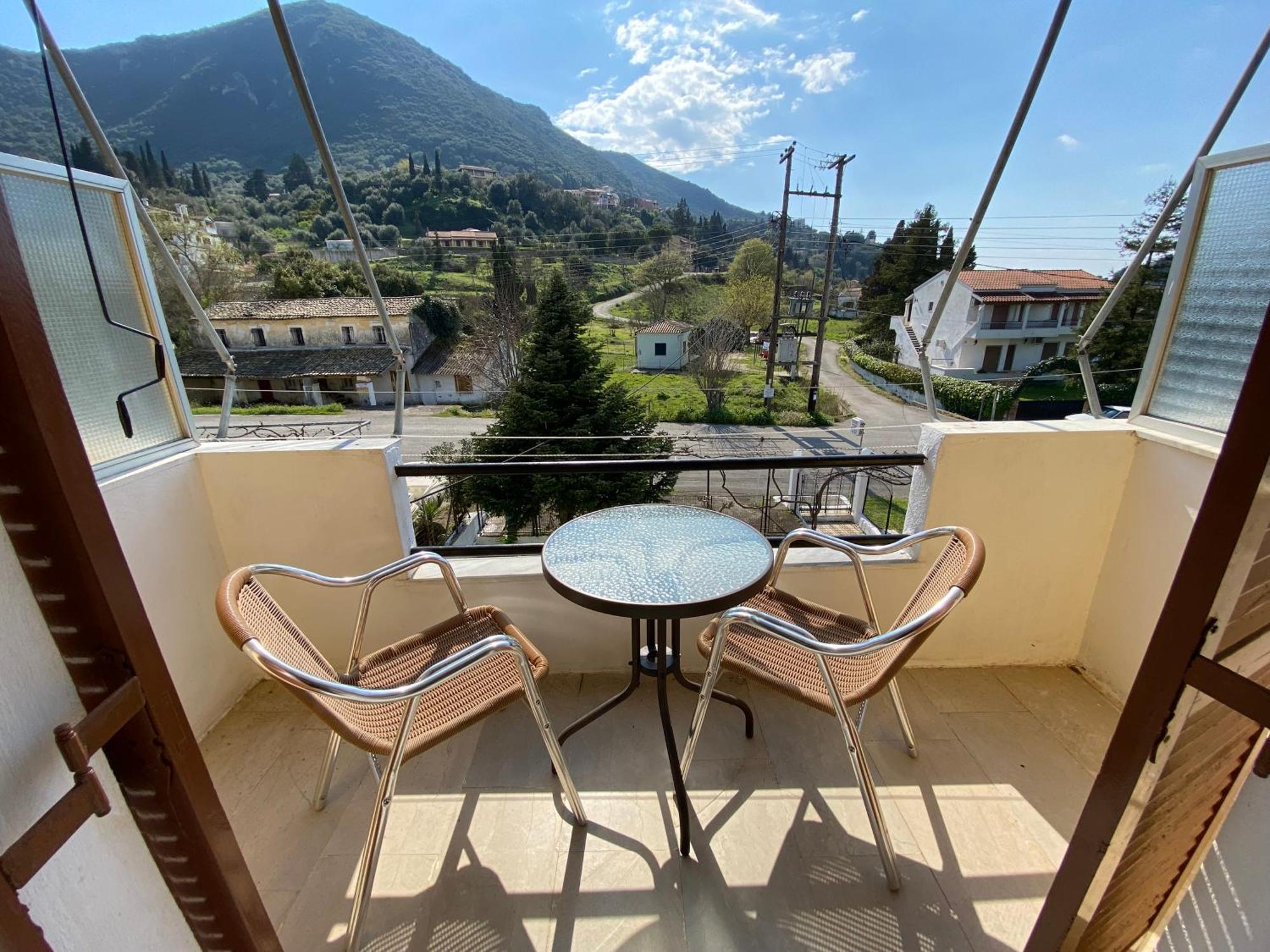 Navy Apartment With Mountain View &Private Parking Vátos Exterior photo