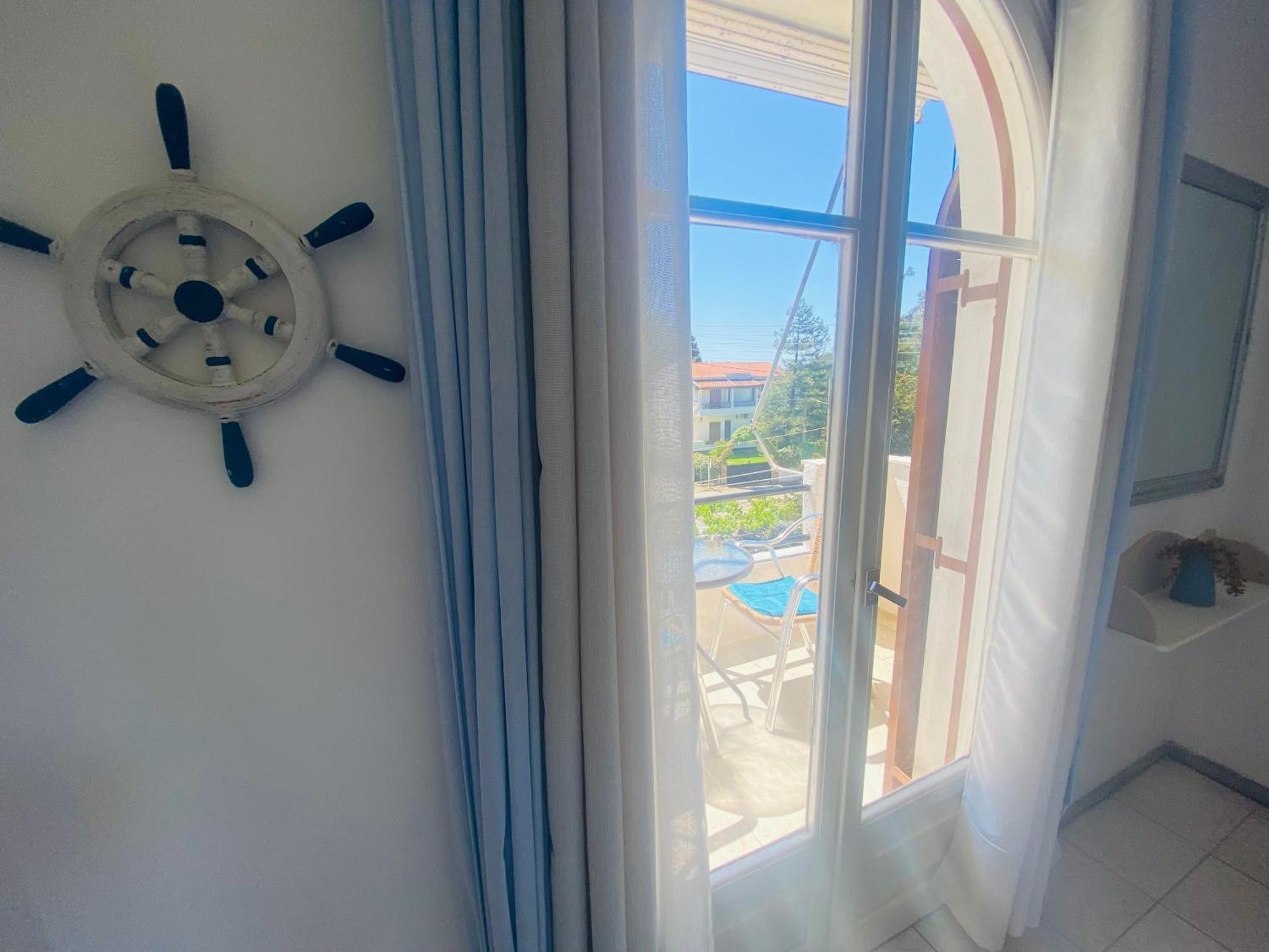 Navy Apartment With Mountain View &Private Parking Vátos Exterior photo