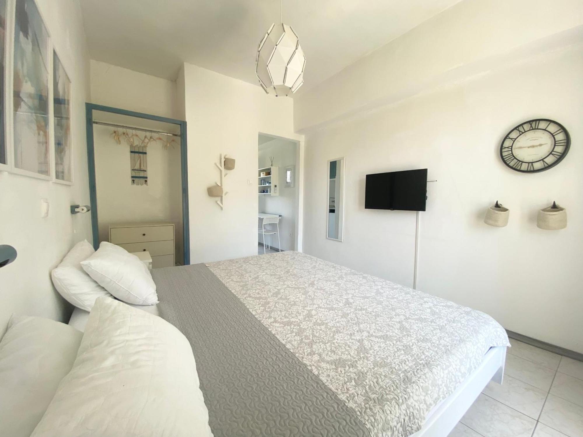 Navy Apartment With Mountain View &Private Parking Vátos Exterior photo